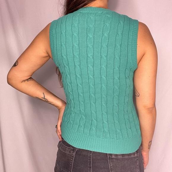 Vintage 80s light blue cable knit cropped 1980s V neck sweater vest Size M - Picture 8 of 11